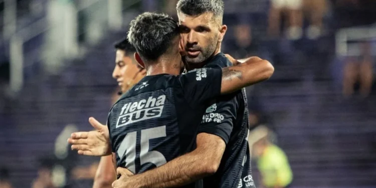 Los hinchas de Colón opinan: ¿Gigliotti está para ser titular?