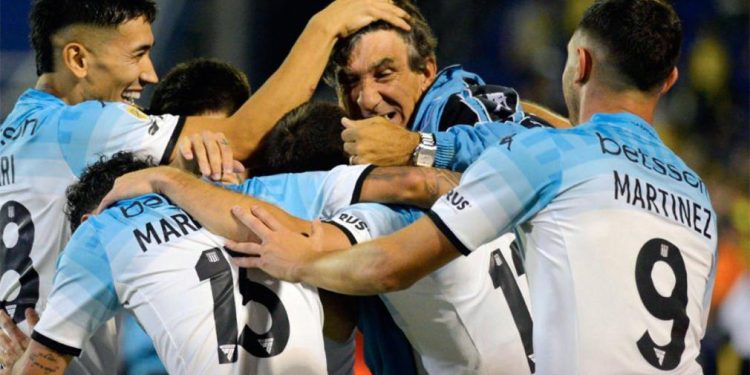 Racing va por más y busca ser líder al visitar a Tigre