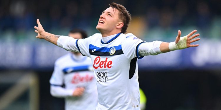 Mateo Retegui brilló con cuatro goles en la goleada de Atalanta sobre Hellas Verona