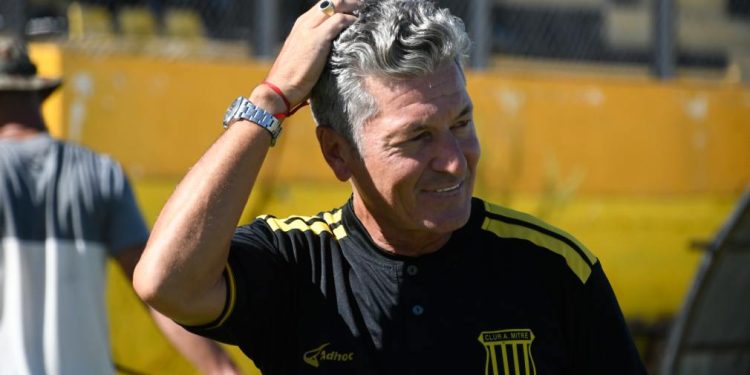 Sciacqua fue muy elogioso con Colón: «tiene mucha jerarquía»