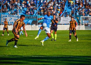 Nueva derrota de Mitre en la previa a recibir a Colón