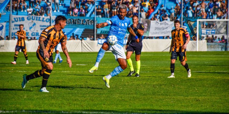 Nueva derrota de Mitre en la previa a recibir a Colón