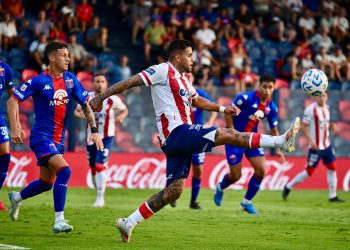 ST: Unión pierde ante Tigre y termina con uno menos por expulsión de Cardozo