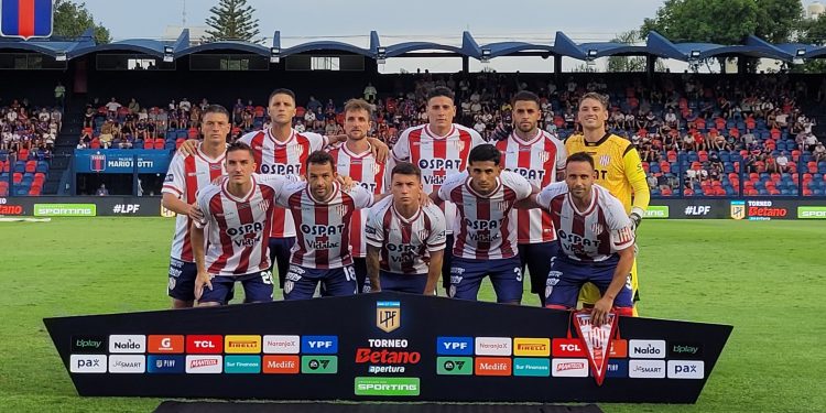 ST: Unión pierde ante Tigre y termina con uno menos por expulsión de Cardozo