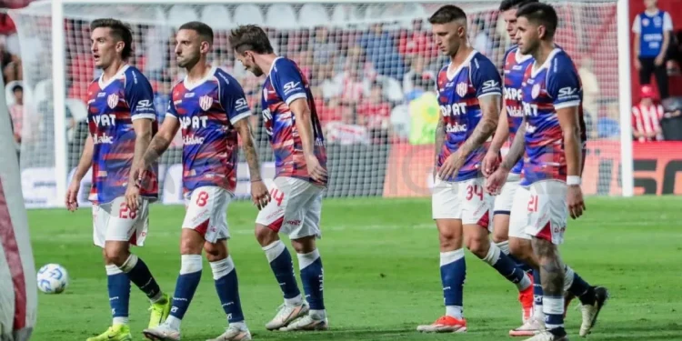 Unión se encuentra en el rincón más oscuro de su laberinto futbolístico