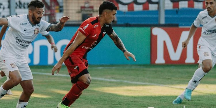 Además de Taborda y Giménez, otro juvenil Sabalero sería titular ante Central Norte