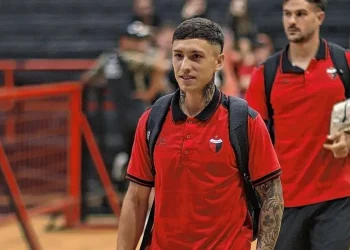 Picante el pibe: «Tenemos la obligación de ascender, somos Colón»