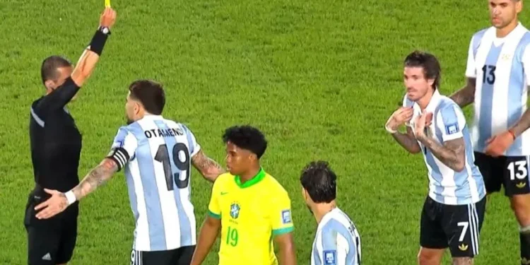 Por un error del árbitro, Argentina tendrá otra baja en Eliminatorias