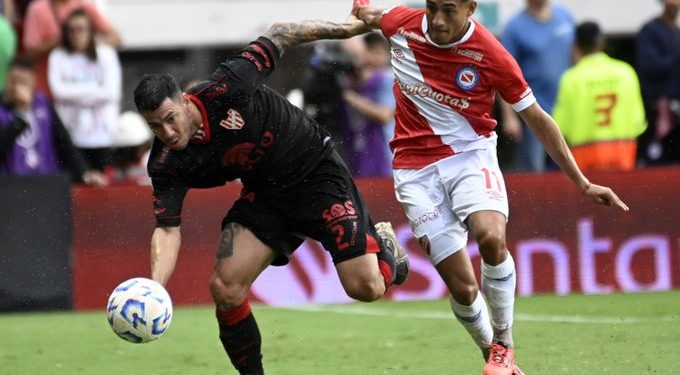 Argentinos derrotó a Instituto y se afirma arriba