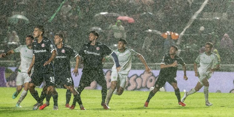 Temporal y suspensión: El Taladro y el Rojo no pudieron seguir