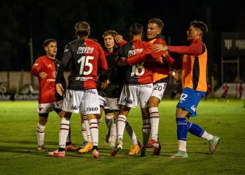 Colón tiene los concentrados para recibir a Gimnasia de Jujuy