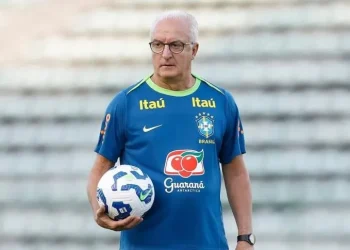 Brasil podría tener seis cambios para visitar el Monumental