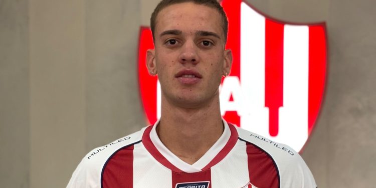 El juvenil de Unión convocado a la Selección Argentina firmó su primer contrato