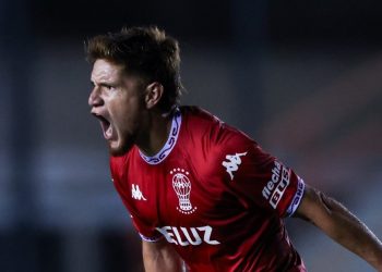 Huracán eliminó a San Martín de Formosa y avanza en Copa Argentina