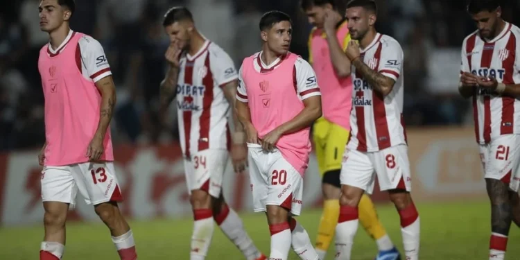 Unión se hunde como el titanic