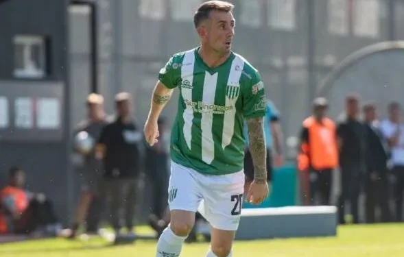 Banfield también llegará muy necesitado al 15 de abril