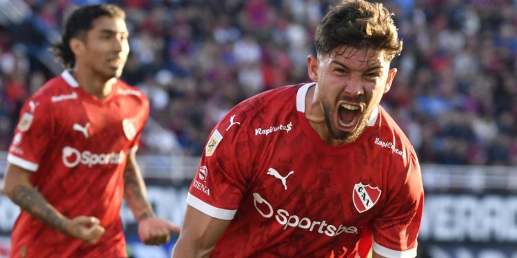 Independiente venció a San Lorenzo en el clásico de la fecha