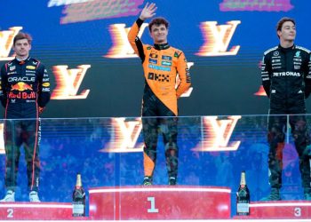 Norris se quedó con un accidentado GP de Australia