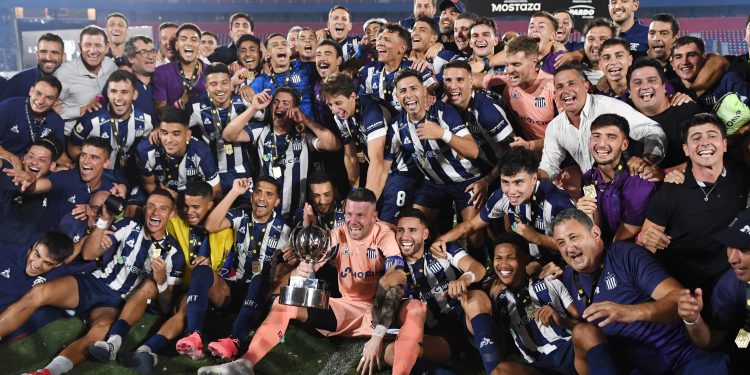 Talleres venció a River y es campeón nacional por primera vez