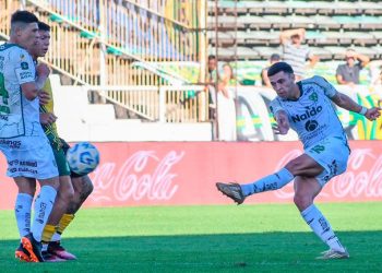 Entretenido empate 2 a 2 entre Aldosivi y Sarmiento en Mar del Plata