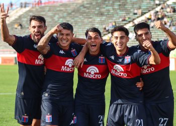 Tigre ganó en Mar del Plata y es líder en la zona de Unión