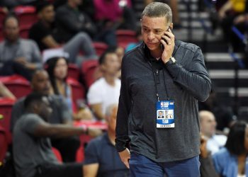 Scott Perry, Según los informes, Kings finalizó el contrato de GM después de la salida de Monte McNair