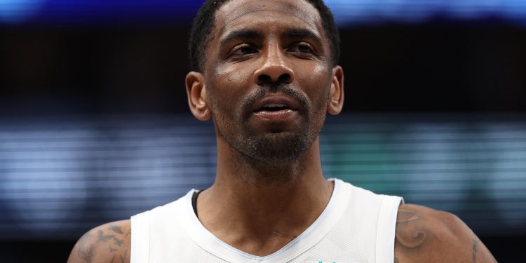 Según los informes, Kyrie Irving de Mavs regresó de una lesión por lágrima de LCA en enero