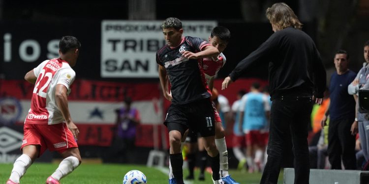 Barracas Central fue goleado antes de recibir a Unión