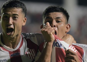 Diego Armando escribió una rica página en la historia de Unión