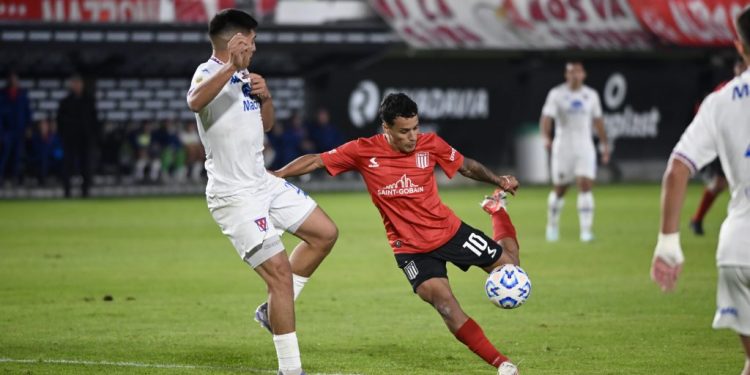 Estudiantes empató ante Tigre y aún no logra asegurar su clasificación