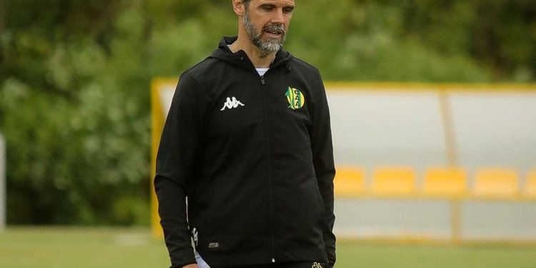 Colón tiene técnico: Arregló con Andrés Yllana