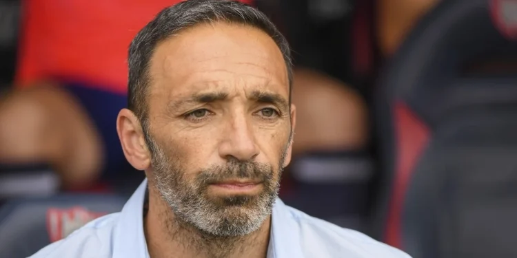 Azconzábal, cauteloso previo a recibir a Colón: «No está en su mejor momento, pero…»