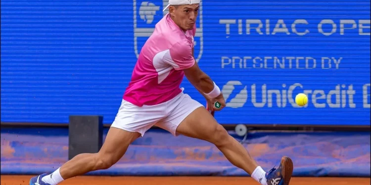 Báez debutó con un triunfo en el ATP 500 de Barcelona