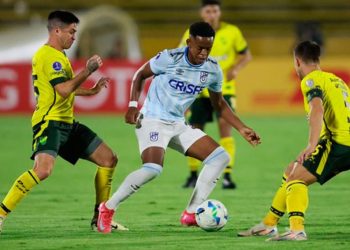 Defensa y Justicia cayó en su visita a Universidad Católica