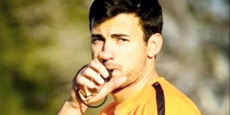 Está el árbitro para el partido entre Colón y San Telmo