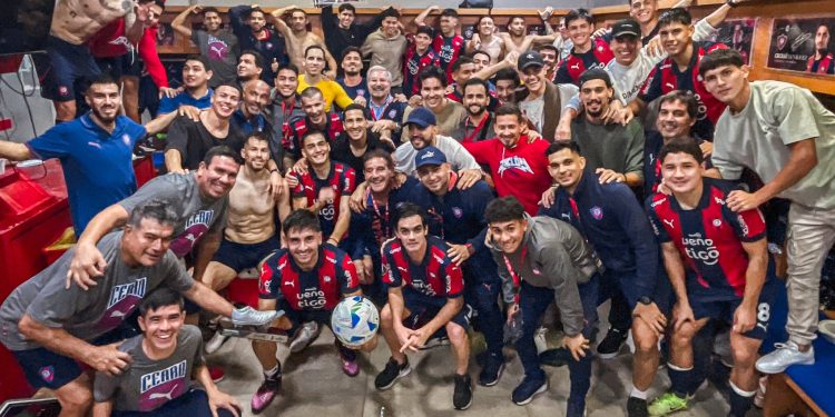 ¿Quién es el santafesino, fanático de Colón, que marcó un triplete en la Libertadores?