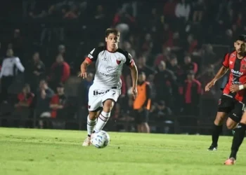 ST: Colón falló un penal y pierde con Defensores que juega con 9