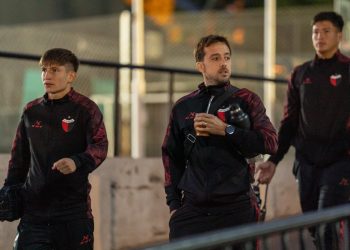 Pereyra tacha dos nombres para el encuentro ante San Telmo