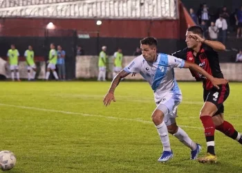 Antes de Colón, Defensores juega hoy ante Temperley