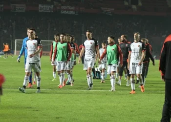 La delicada posición en la que quedó Colón tras una nueva derrota