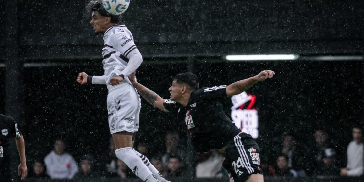 Riestra venció a Platense y se acomoda en zona de clasificación