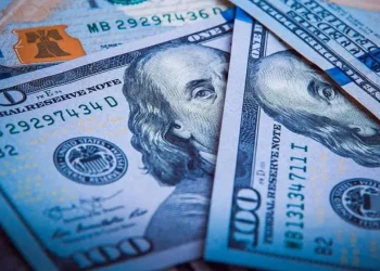 El dólar blue en Santa Fe llegó este lunes a $1.359