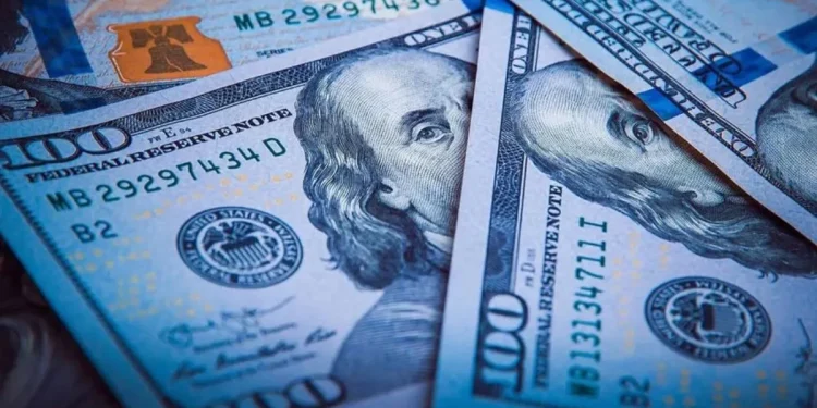 El dólar blue en Santa Fe llegó este lunes a $1.359