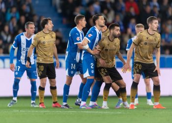 Garcés se destaca en Alavés y los hinchas le toman cariño