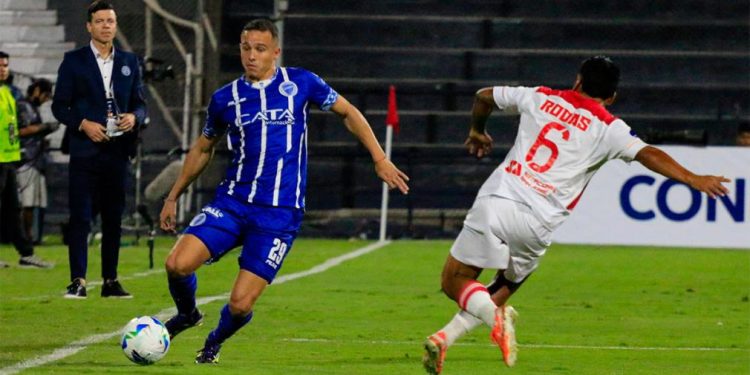 Godoy Cruz comenzó con el pie derecho la Copa Sudamericana