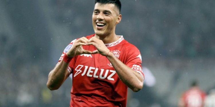 Doblete de Sequeira para la victoria de Huracán en Brasil ante el Corinthians