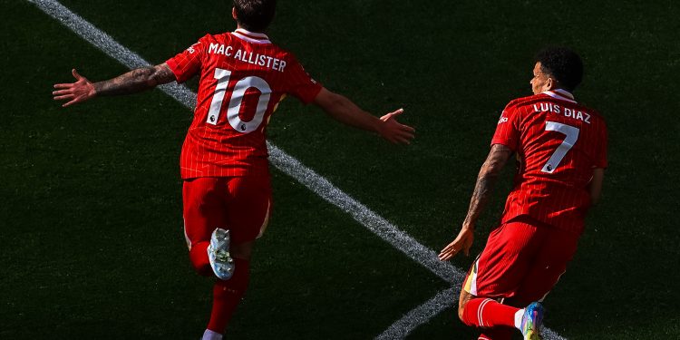 Liverpool bailó a Tottenham y se consagró campeón de la Premier League