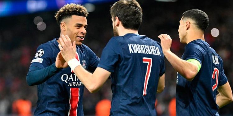 Champions: El Aston Villa de «Dibu» perdió frente a PSG