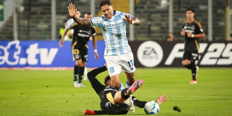 Racing sumó un empate con sabor amargo ante Colo Colo
