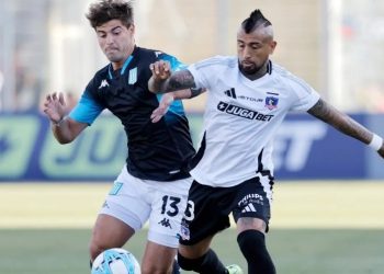 En un duelo a puertas cerradas, Racing visita a Colo Colo